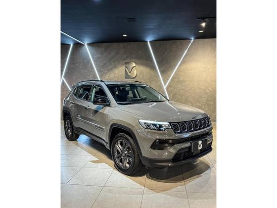 JEEP COMPASS 1.3 T270 TURBO FLEX LONGITUDE AT6